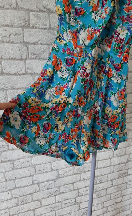 Letni kombinezon w kwiaty