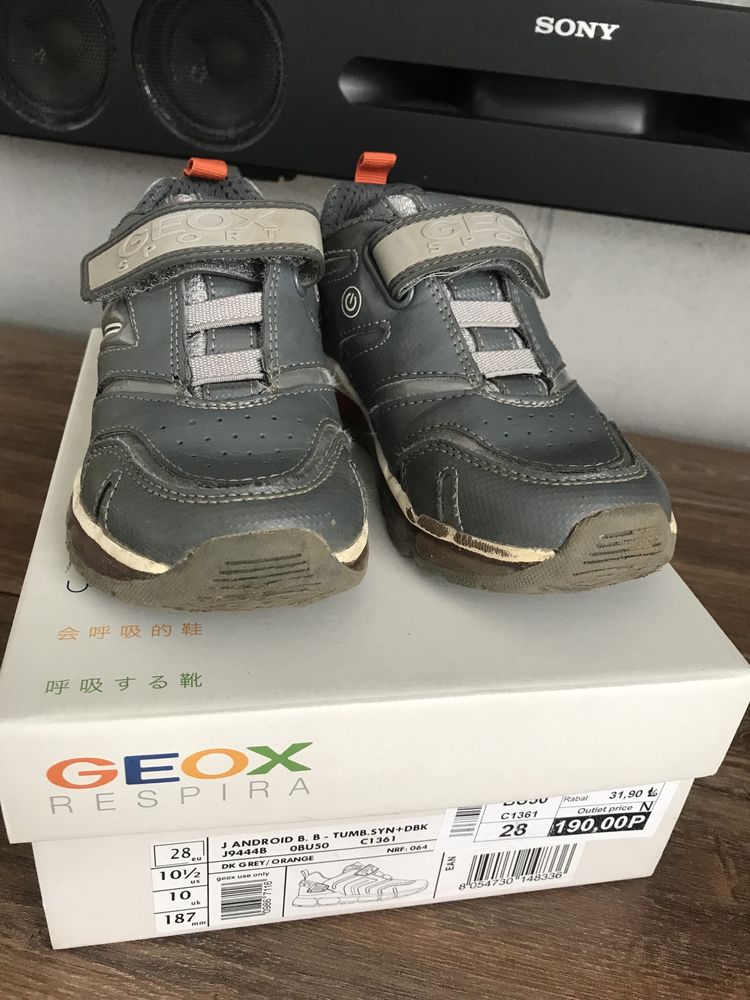 Geox sneakersy jesien/wiosna r.28 swiecace