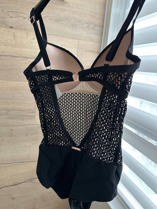 Купальник Anabel Arto новий