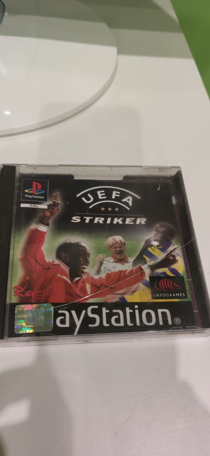 Sprzedam grę Uefa Striker psx