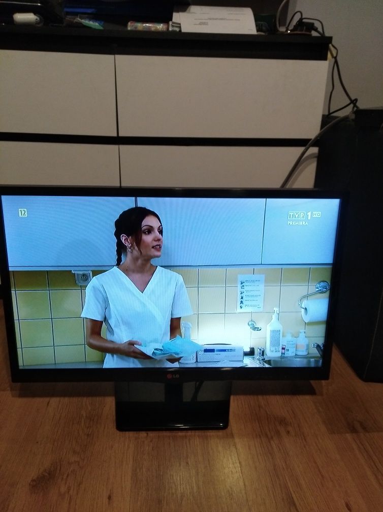Telewizor LG 29 cali i manta 22 cali oraz 32 cale