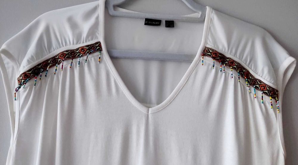 biała bluzka długa wzór aztecki BodyFlirt wiskoza r. XL/XXL