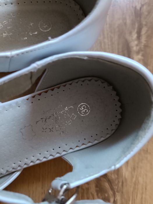Buty komunijne dla dziewczynki rozmiar 35