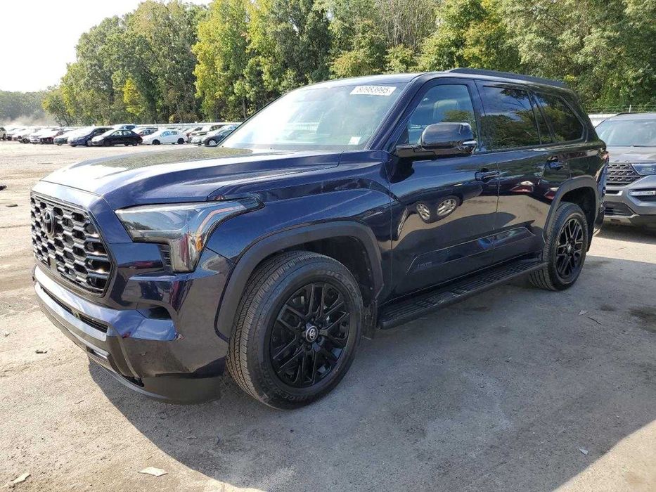 2025 Toyota Sequoia SR5 можно з ПДВ