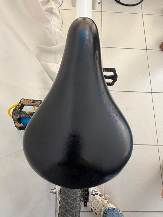 Bicicleta menina tipo bmx