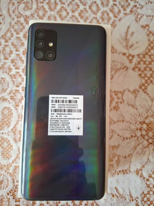 Samsung A51 6/128g в ідеальному стані. Куплений в Україні