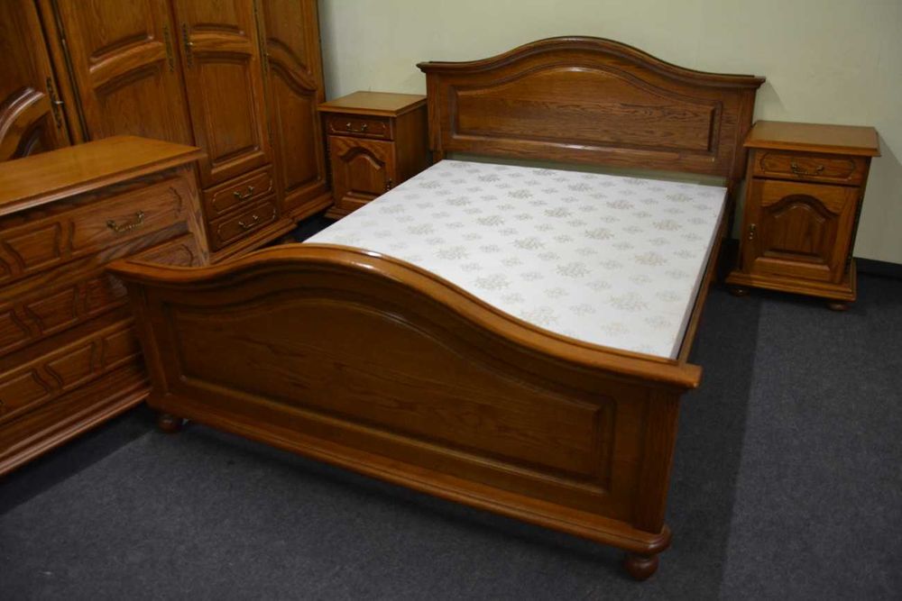 Piękna Sypialnia Dębowa / Meble / Łóżko / Szafa Szafki Nocne