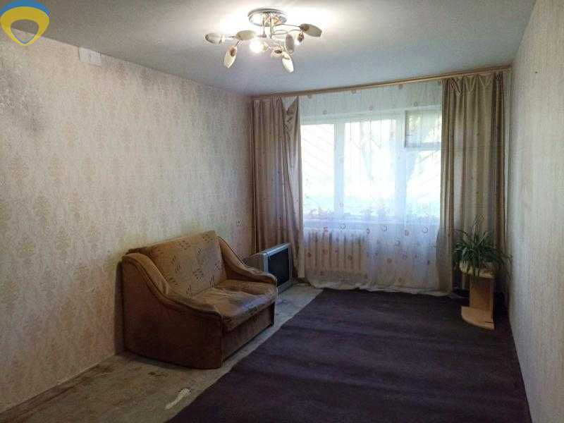 Велика 3 кімнатна квартира на вул. Бочарова