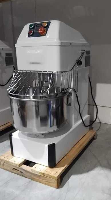 Amassadeira Espiral 20L - NOVA