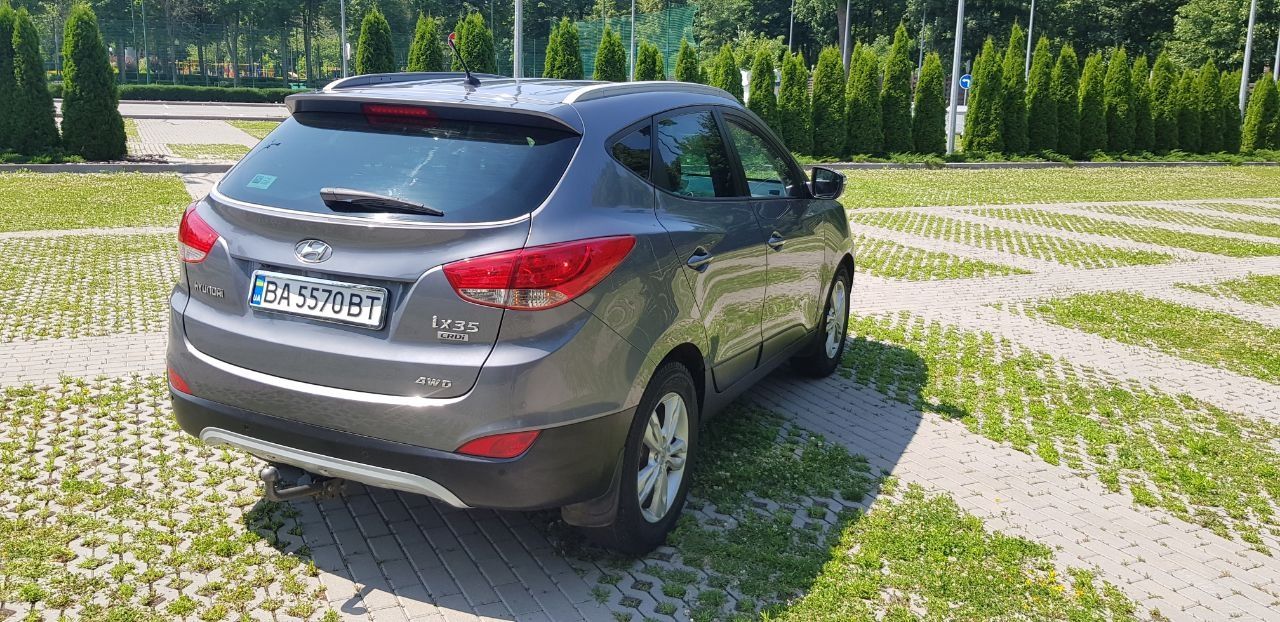 Hyundai ix35 2.0 CRDI, полный привод, ухожен