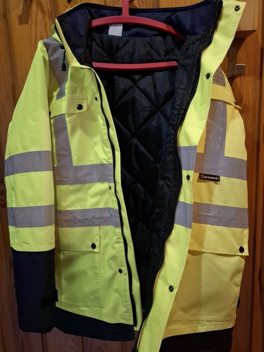 Nowa kurtka robocza ostrzegawcza