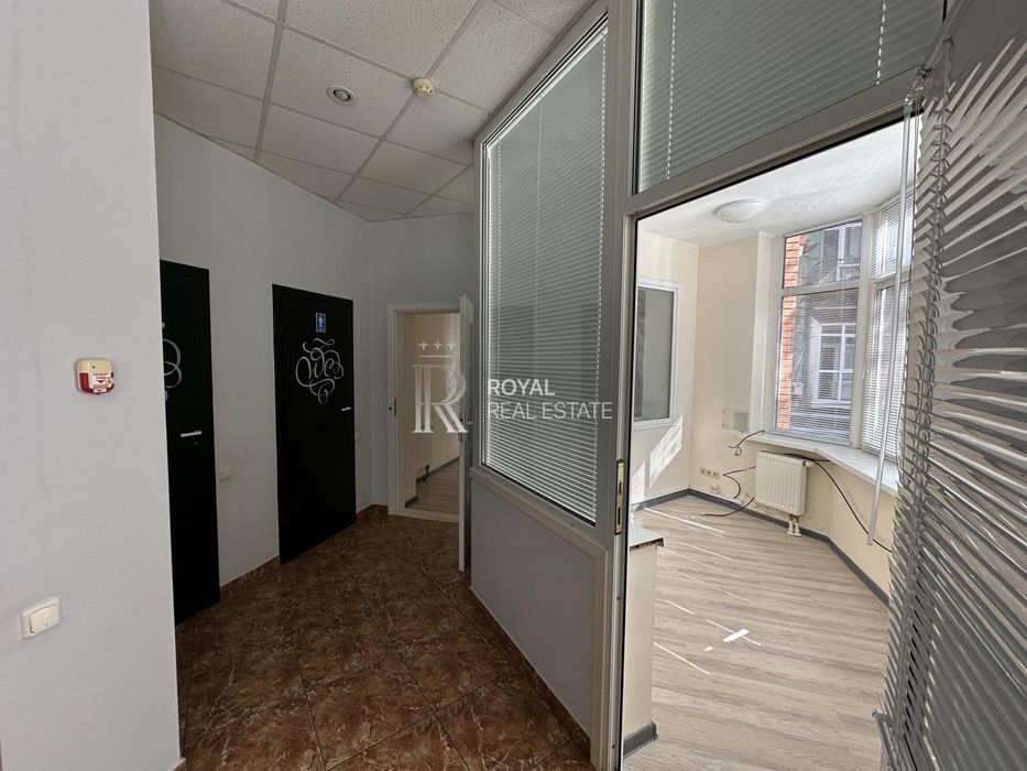 Продаж офісного приміщення Київ 10к 498м2 Голосіївський Центр