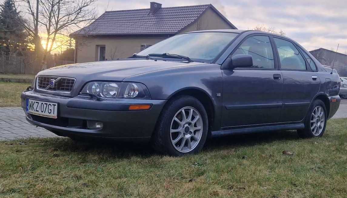 2002 Volvo s40 1,8 benzyna gaz długie opłaty