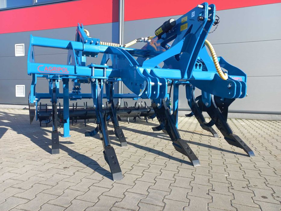 Głębosz pług dłutowy Agripol Grizzly 300 agregat podorywkowy bezorkowy