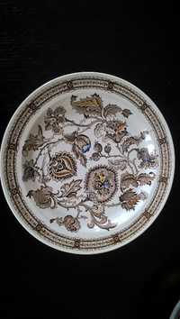 Pratos antigos em porcelana inglesa