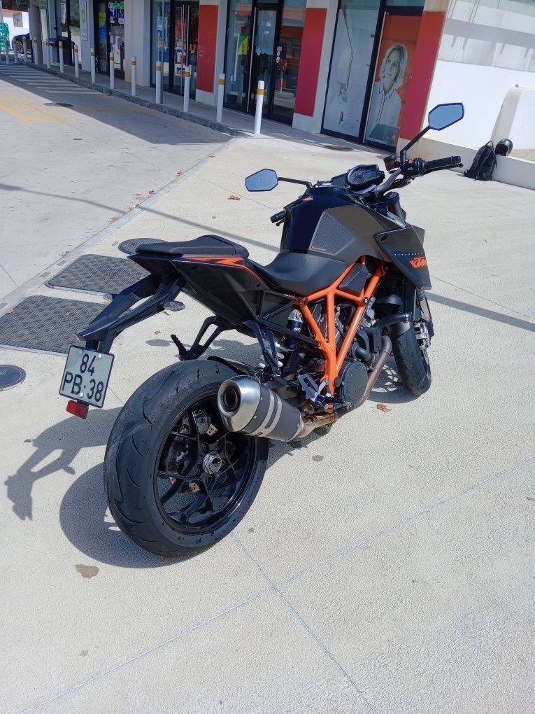 KTM Superduke 1290