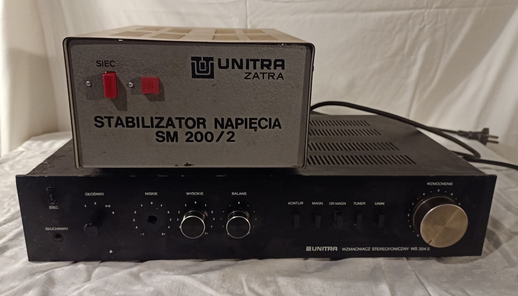 Wzmacniacz UNITRA Fonica + stabilizator napięcia UNITRA Zatra