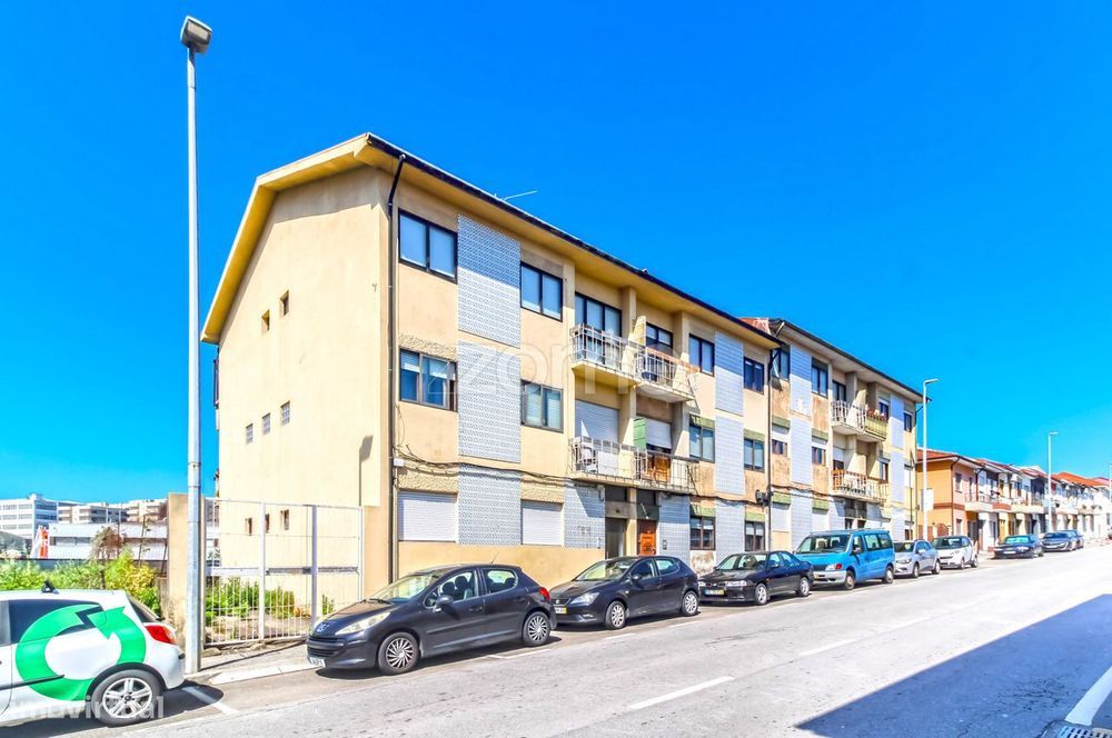 Duplex com 4 quartos no centro de Rio Tinto
