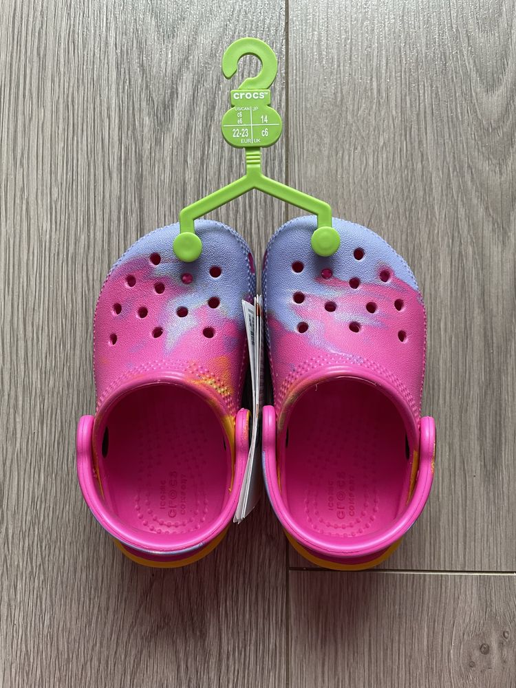 Crocs z nowej kolekcji rozm.C 6