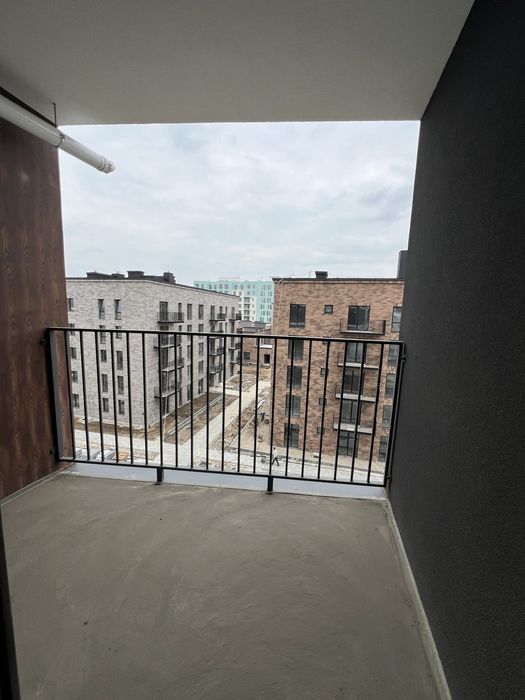 Видова квартира з відкритим балконом в районі вулиці Вовчинецька