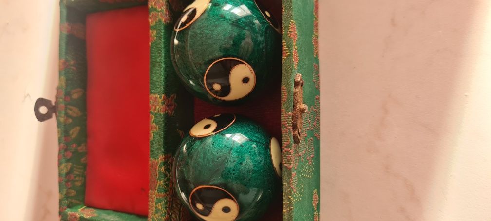 Sprzedam, Kule Qi Gong