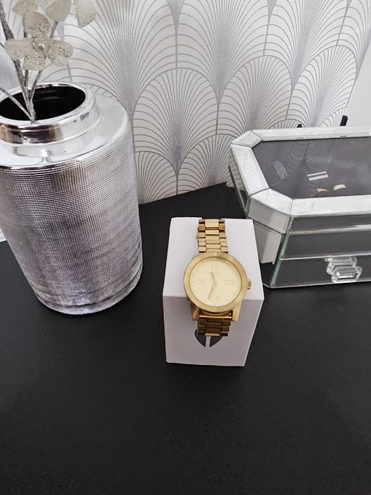 NIXON The Corporall SS Gold