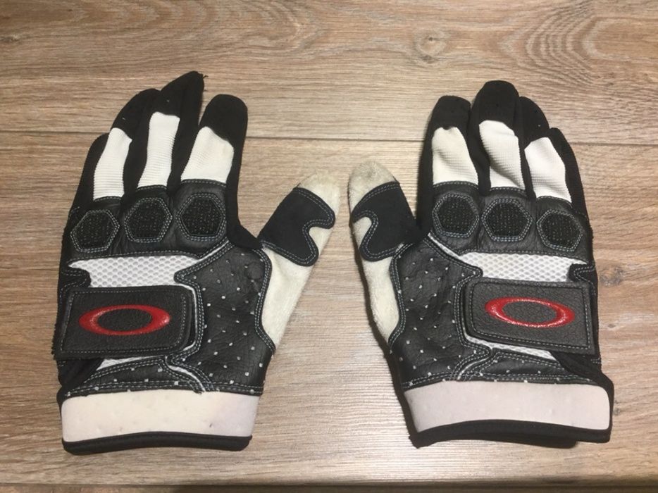 Oakley rękawiczki