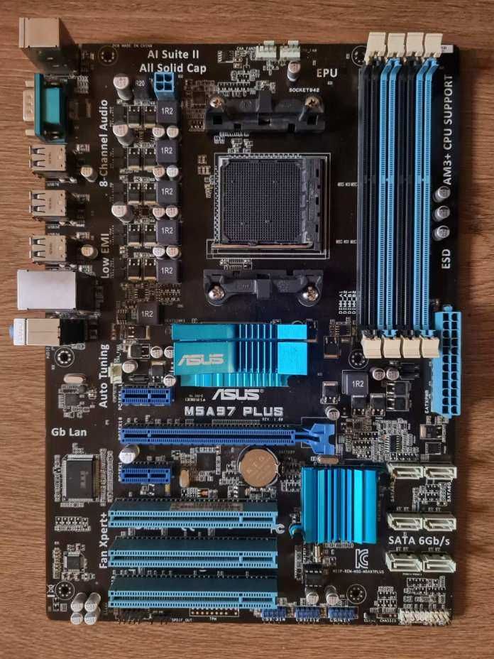 Плата AM3+ Asus M5A97 Plus под процессоры FX
