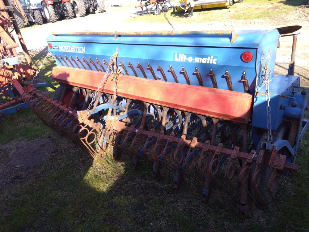 Siewnik Nordsten 2,5m
