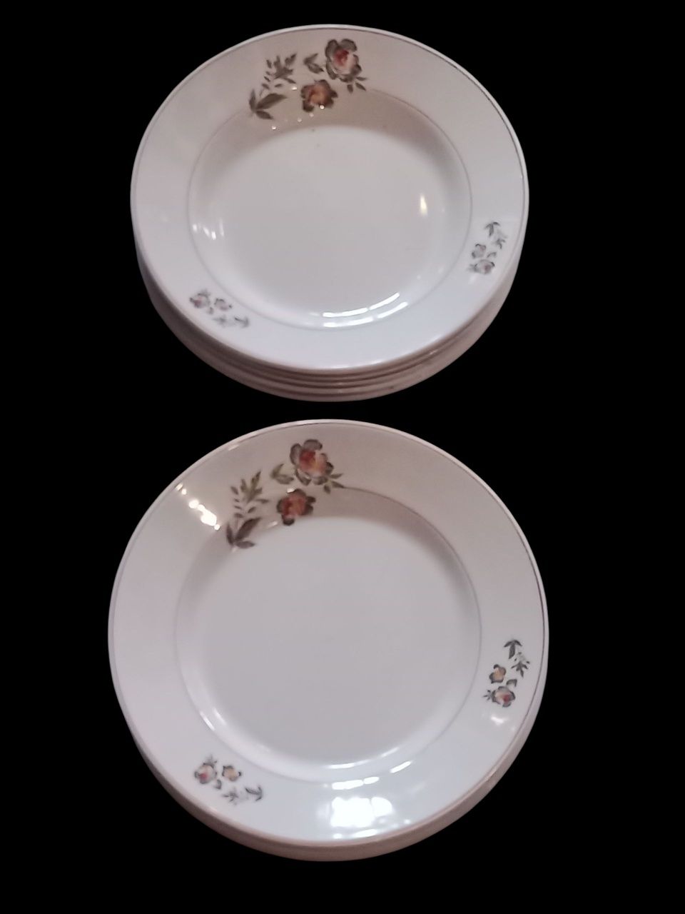 Conjunto 10 pratos antigos 5 sopa e 5 raso