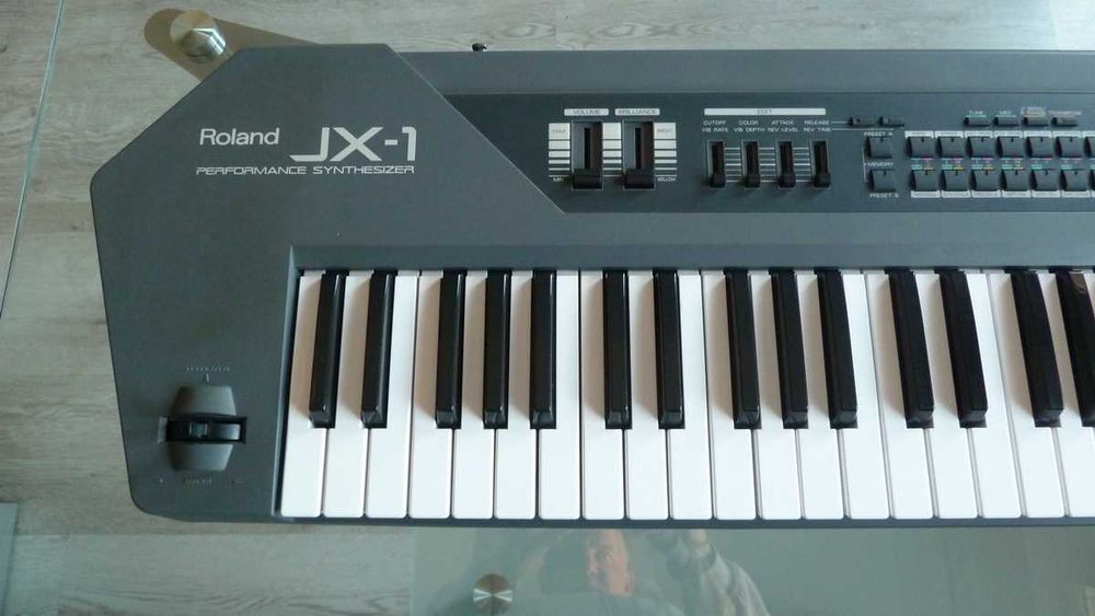 Syntezator ROLAND JX-1 - 1991 r. (oryg. futerał) - STAN KOLEKCJONERSKI