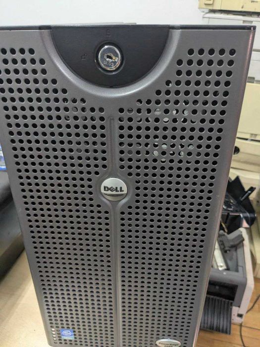 Ретро Сервер Dell PowerEdge 2600 (запчастини)