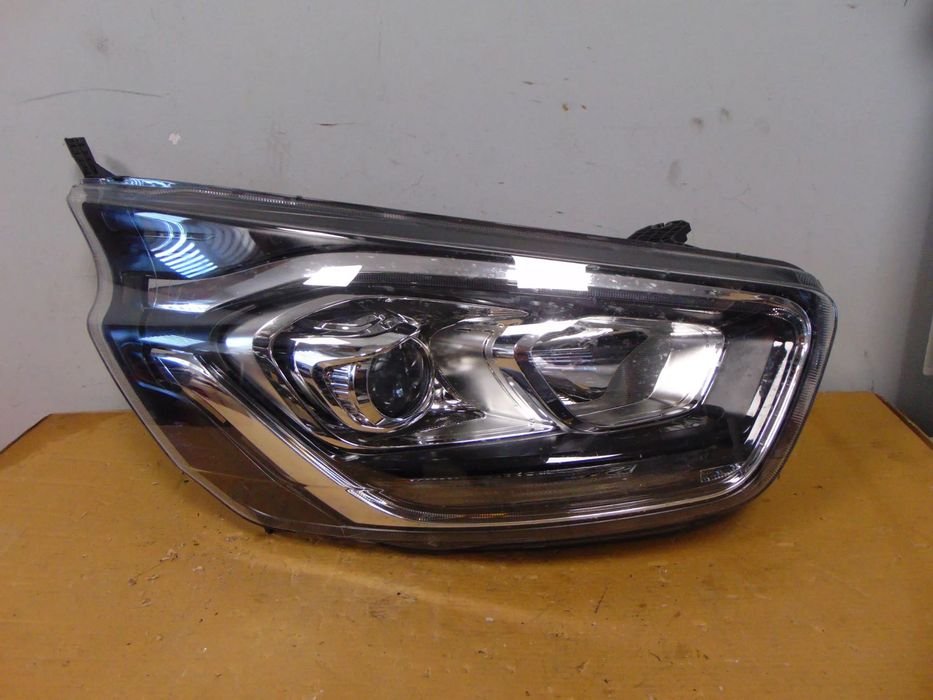Lampa Prawa FORD TRANSIT CUSTOM LIFT 18- JK21-13W029-DJ