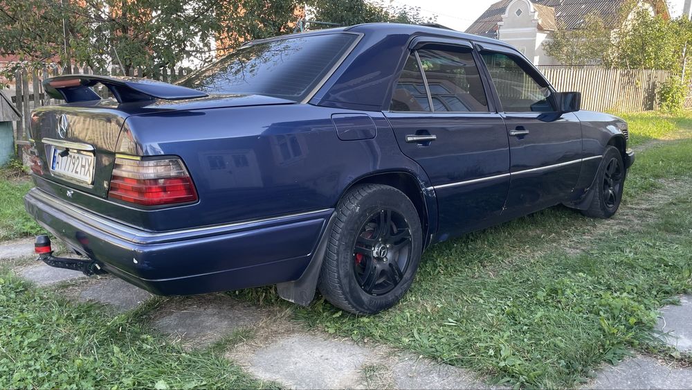 Mercedes Benz w124 250D МЕРСЕДЕС 1995 рестайлінг