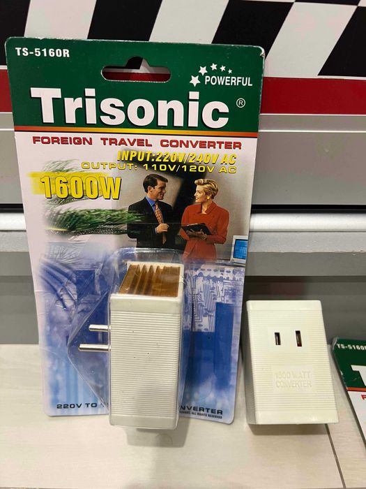 Понижувач напруги 220В - 110В/120В | 1600W | Конвертер, Перетворювач