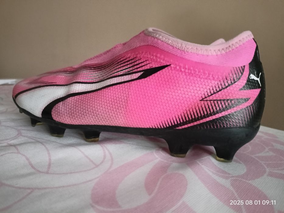 Puma Ultra Match 37 różowe korki lanki na trawę