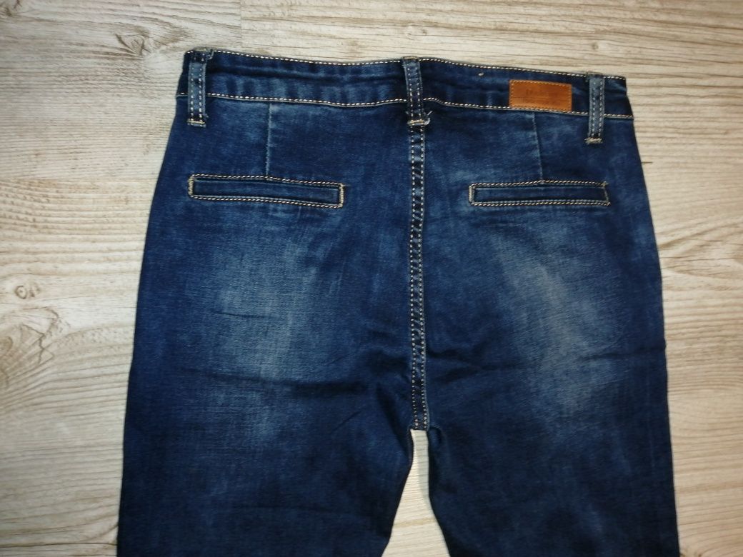 Spodnie jeansy r. 38