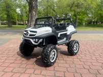 Mercedes Benz unimog 4x4 pilot bagaznik