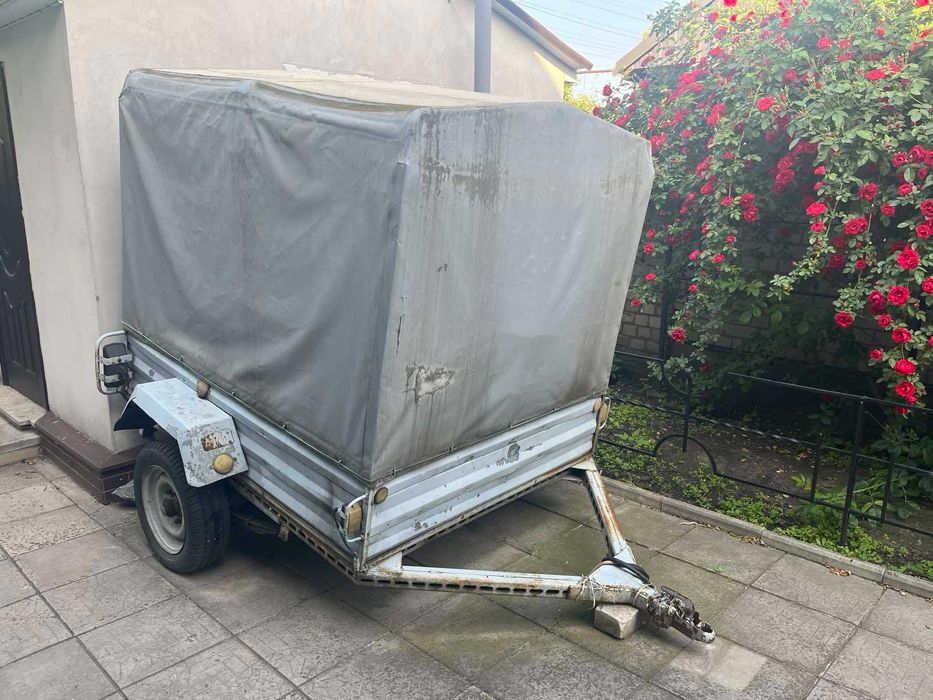 Причіп автомобільний