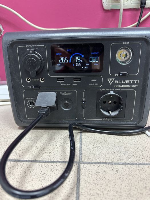 Зарядна станція bluetti eb3a