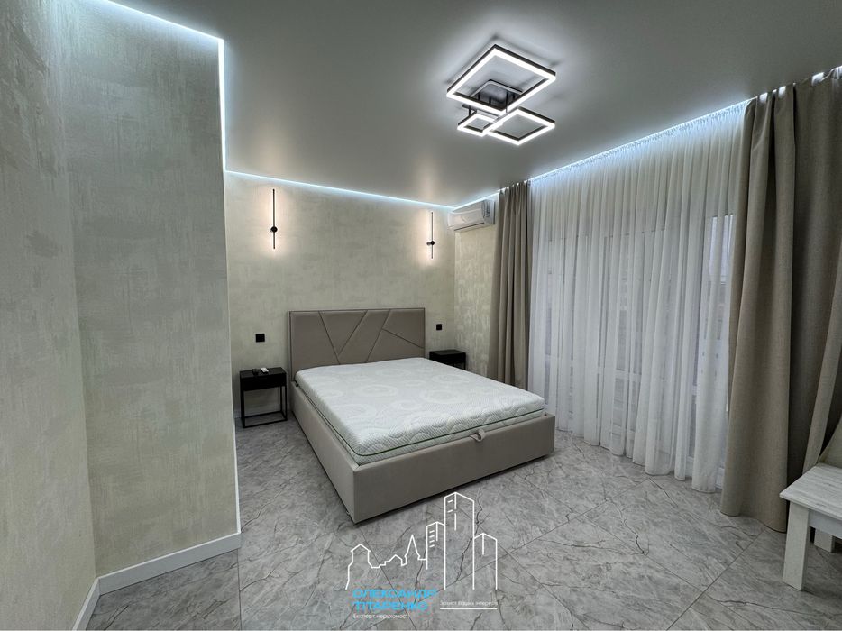 Сучасний котедж з ремонтом на МІКРОРАЙОНІ