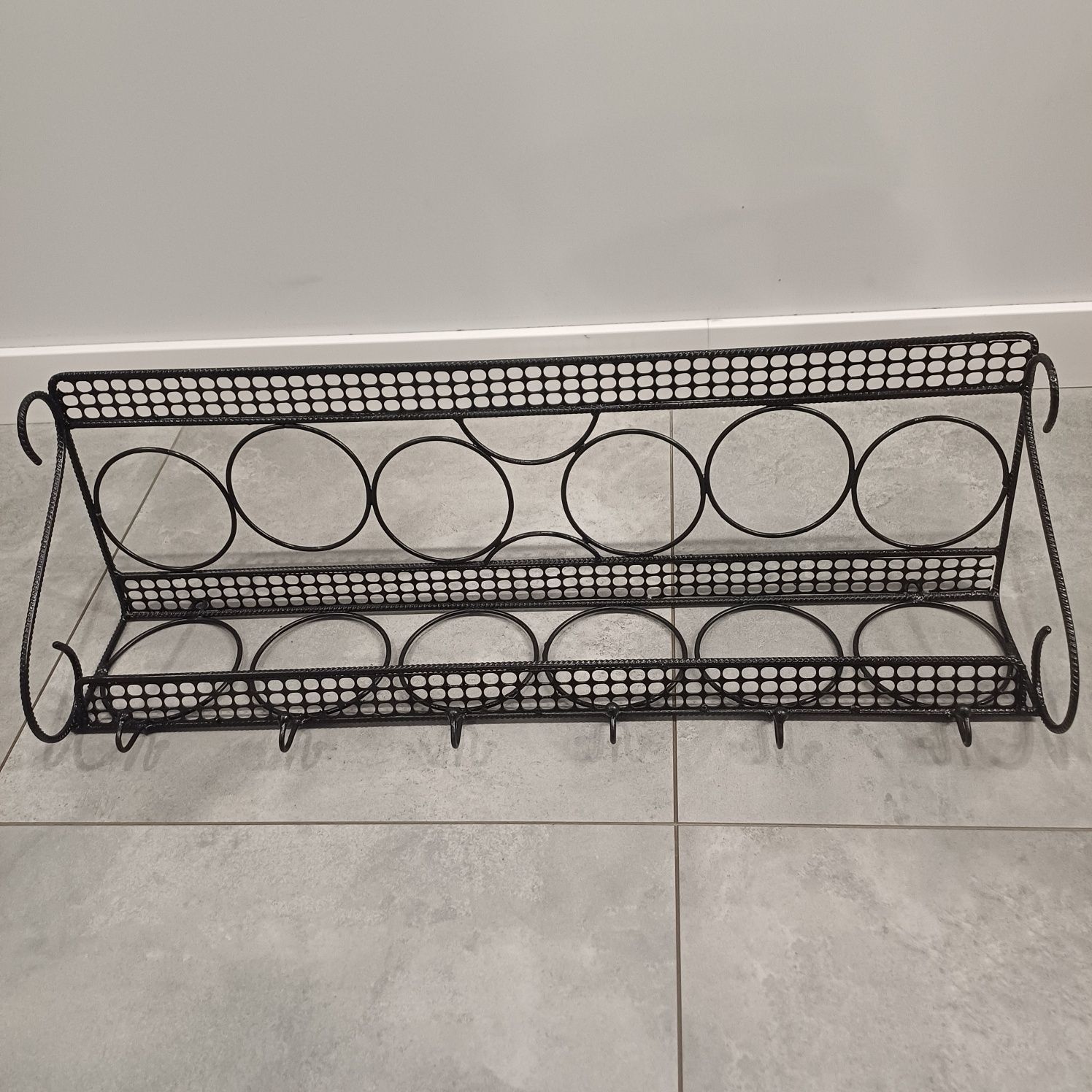 Stary wieszak metalowy metaloplastyka PRL
