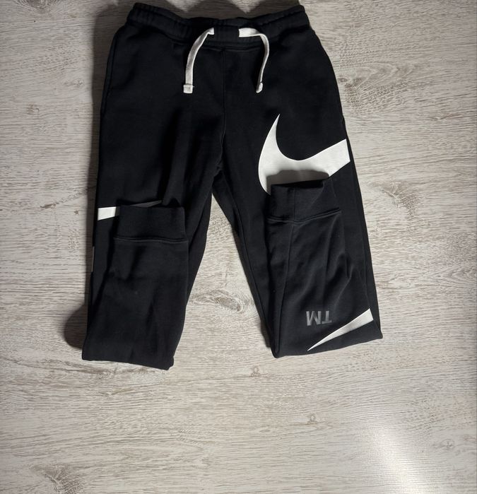 Nike Swoosh original
