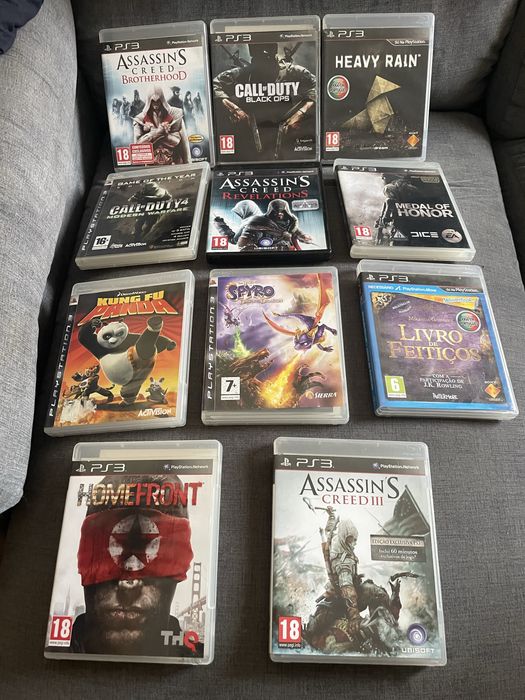 Jogos de plastation 3 e 2 comandos