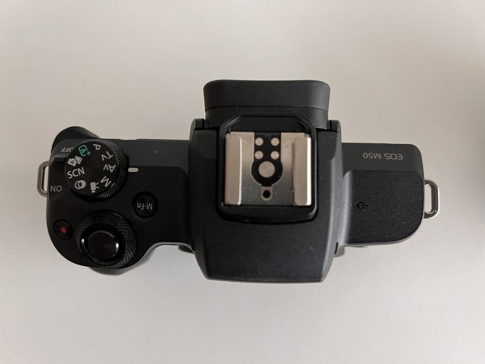 Canon M50 com lentes e acessórios