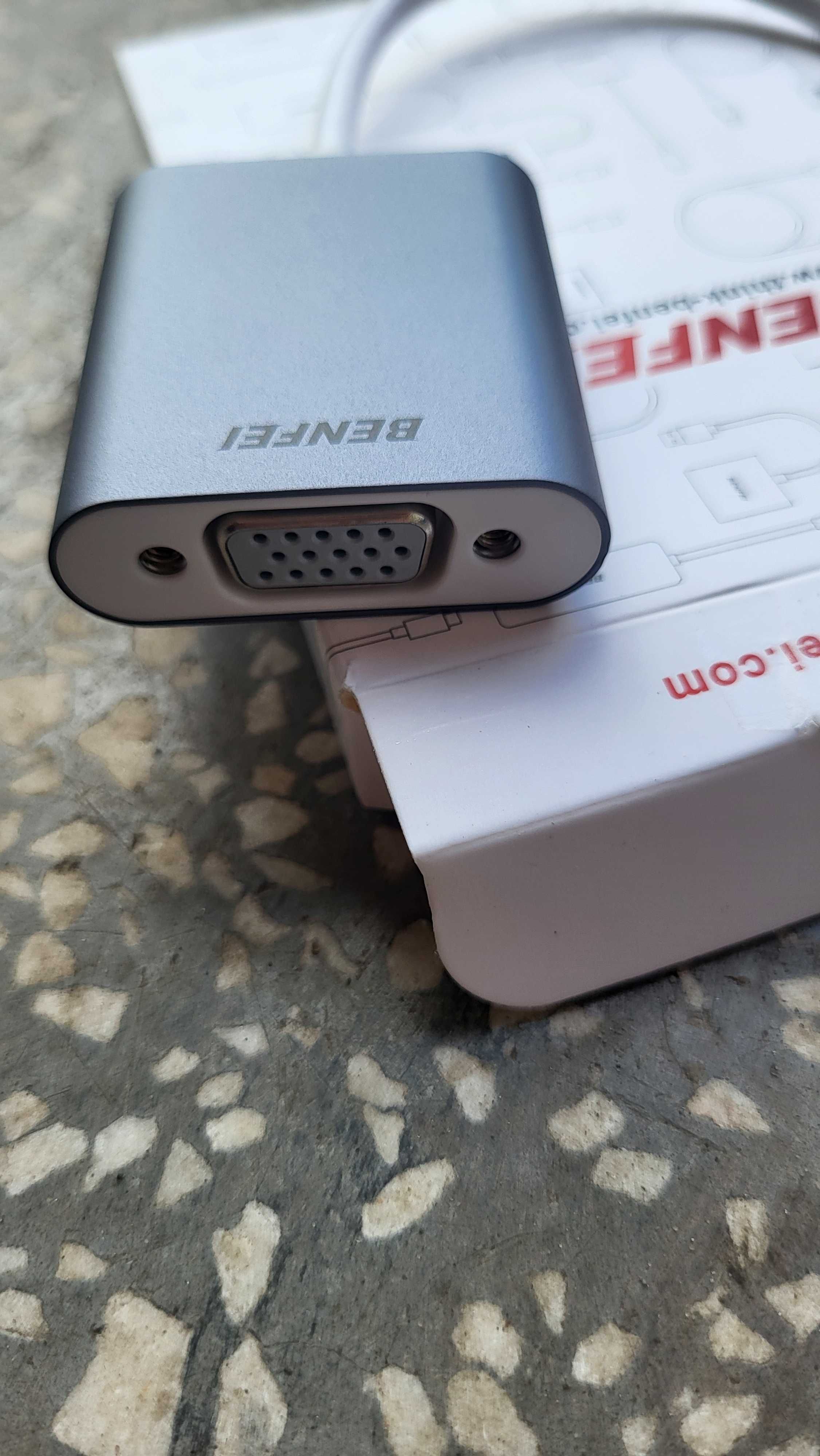 Adapter USB C na VGA