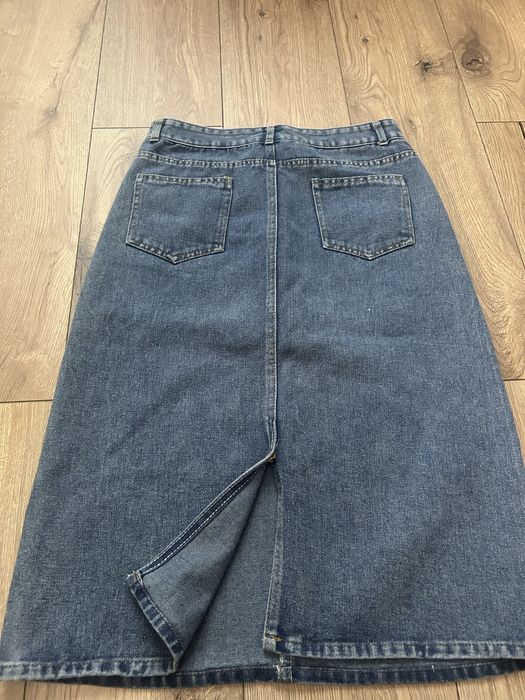 Жіноча джинсова спідниця