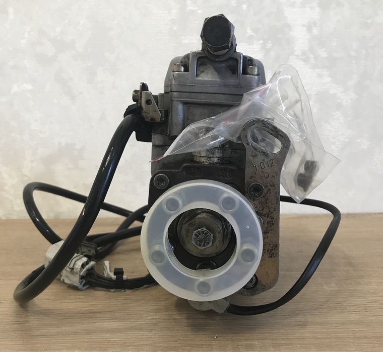 Топливный насос (ТНВД) Mercedes Sprinter 2.9