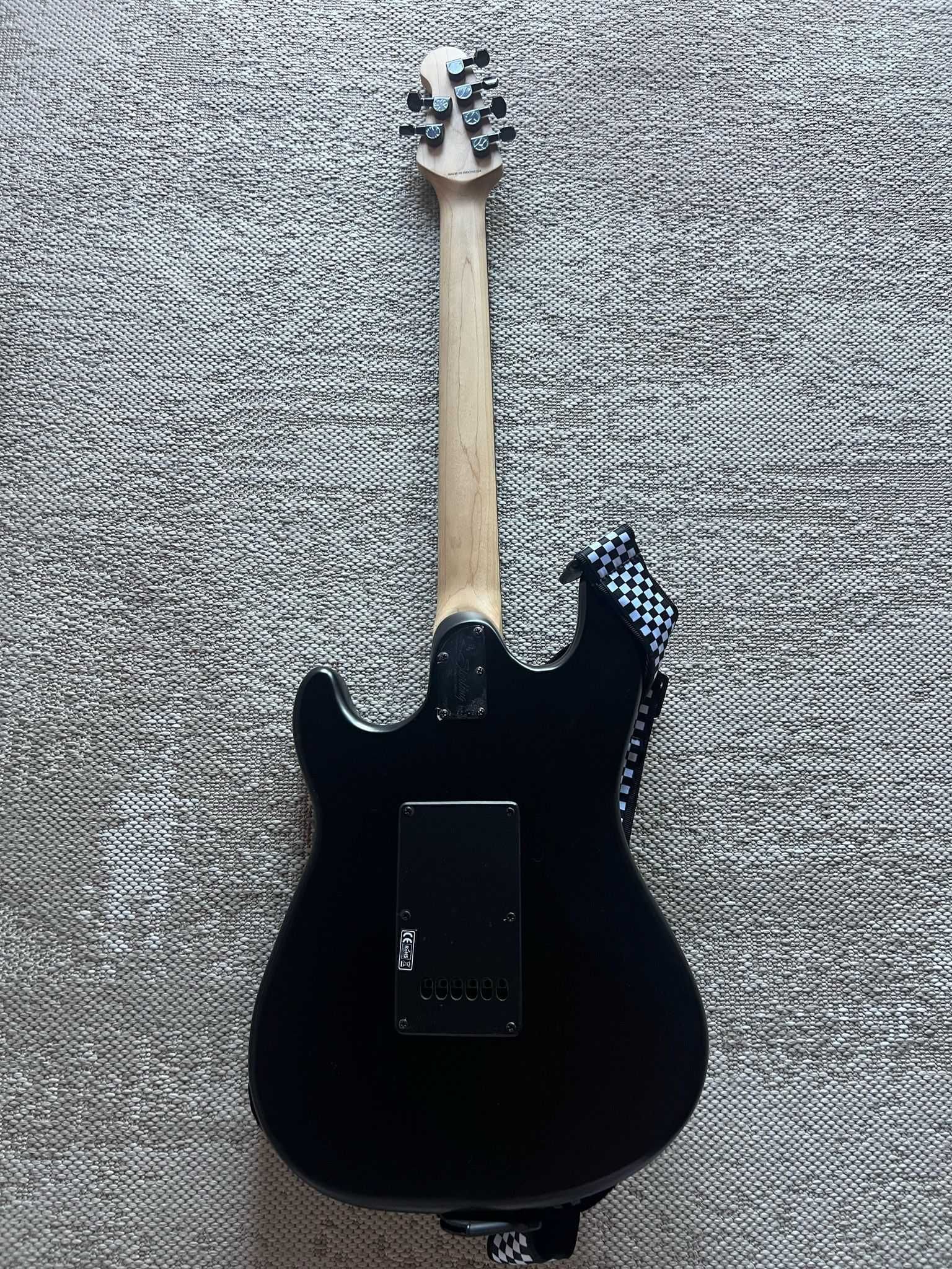 Conjunto Guitarra electrica e acessórios
