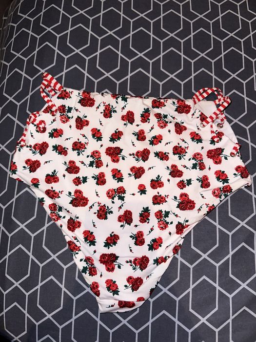Cueca de Biquini de Cintura Subida